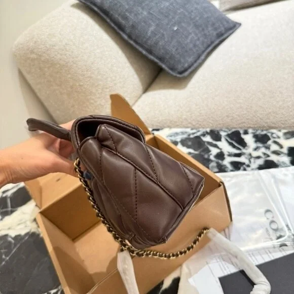 NWT ✅ COACH Tabby Top Handle Bag with Quilting MAPLE / BRASS ⭐ NWT - Picture 8 of 8